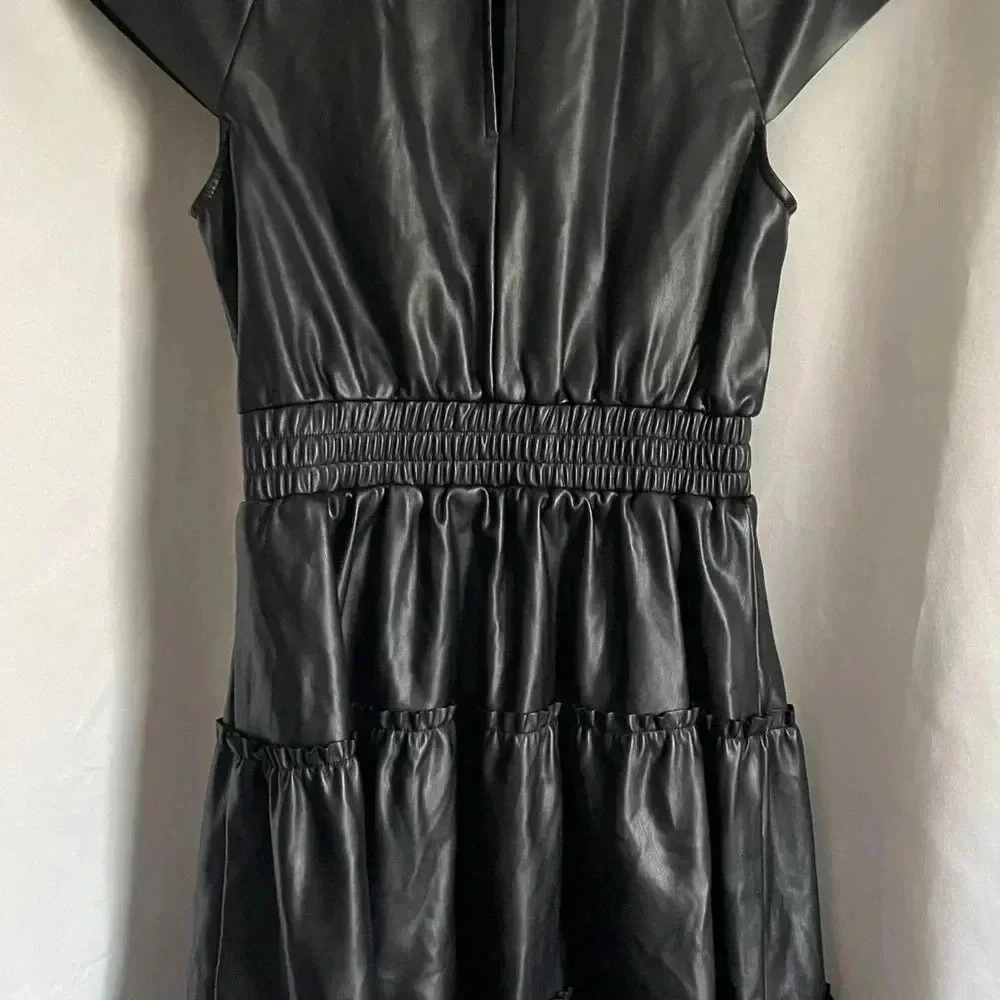 Forever 21 Black Mini Dress - Picture 5 of 5